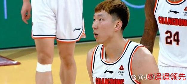 拒绝横扫！赵岩昊25分广厦胜广东 周琦遭驱逐